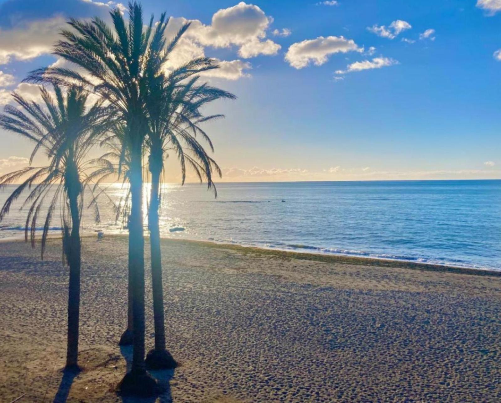 Wonderful Golf & With Front Seaview And Pool Apartamento Benalmádena