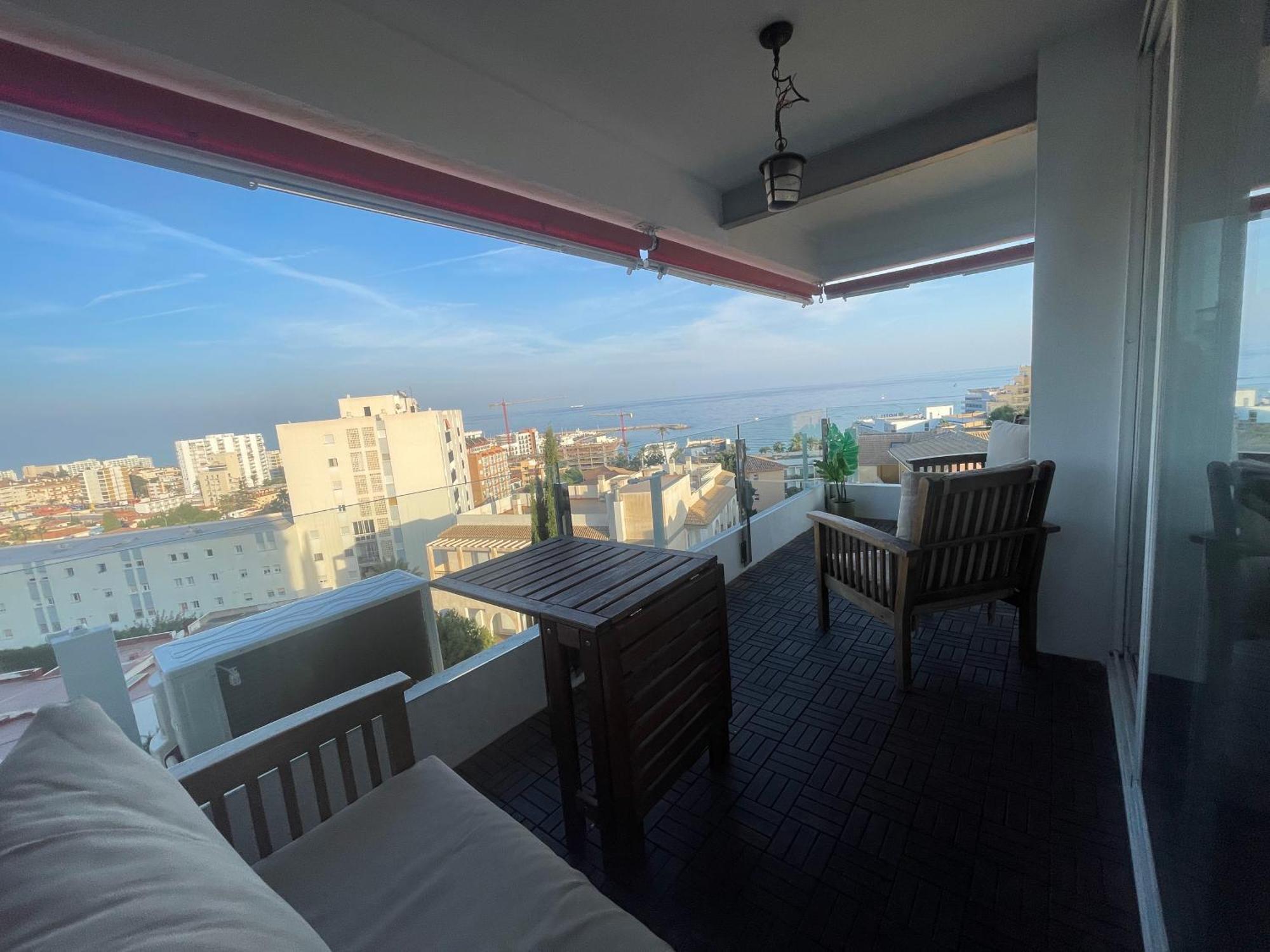 En Urbanizacion Con Fantasticas Vistas Apartment Benalmadena