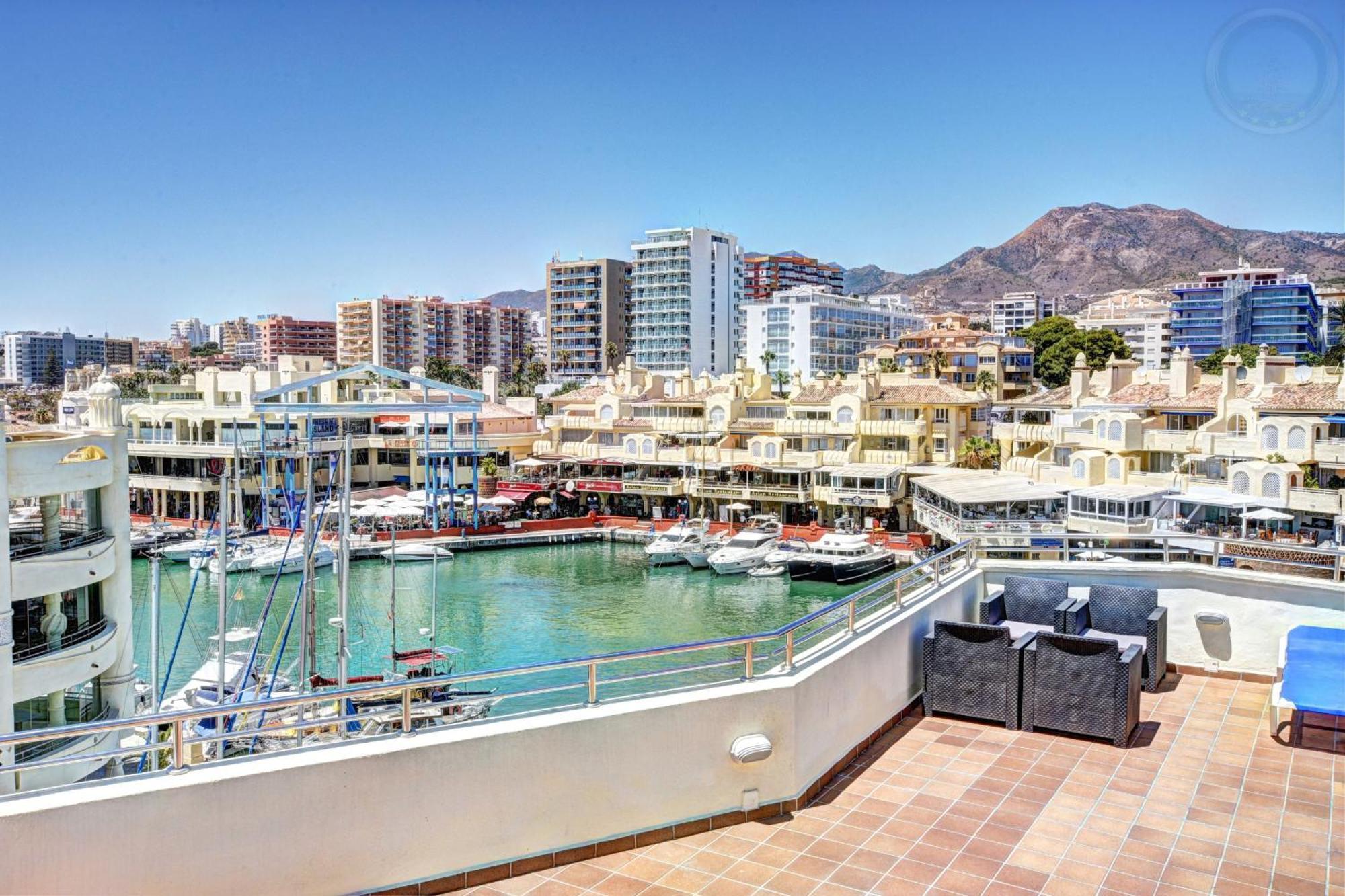 Puerto Marina Apartamento Exclusivo Apartment