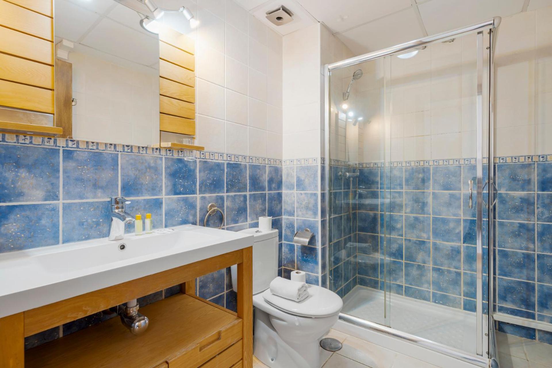 Apartment Seaview Family In By Costarentals - Ref 107 Benalmadena