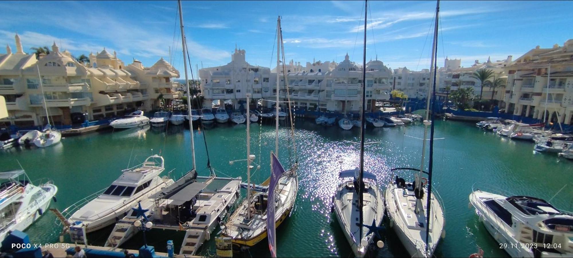 The Seven Seas Apartment *