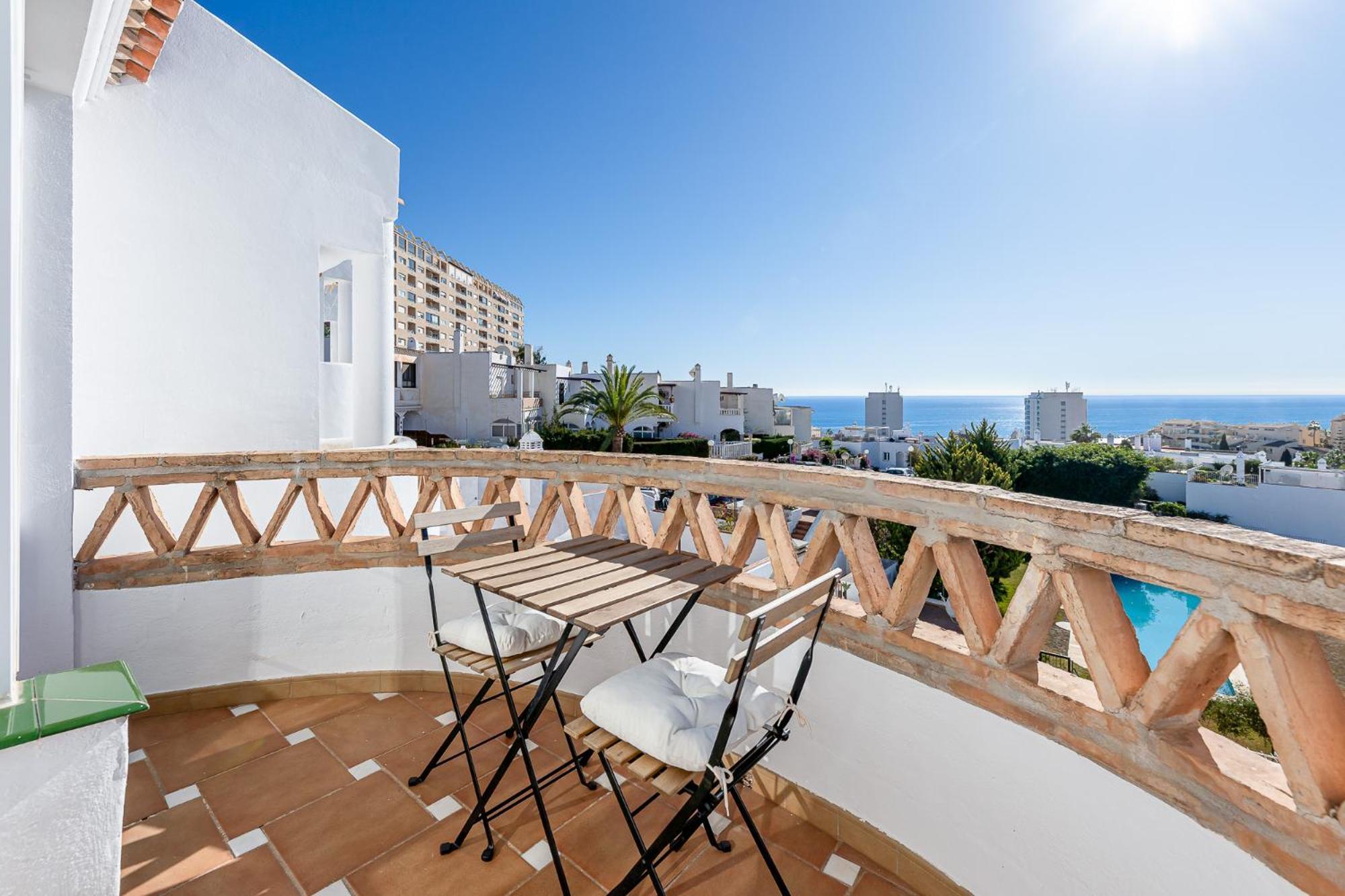 Vakantiehuis Chalet In Torrequebrada Residencial Golf Urbanization
