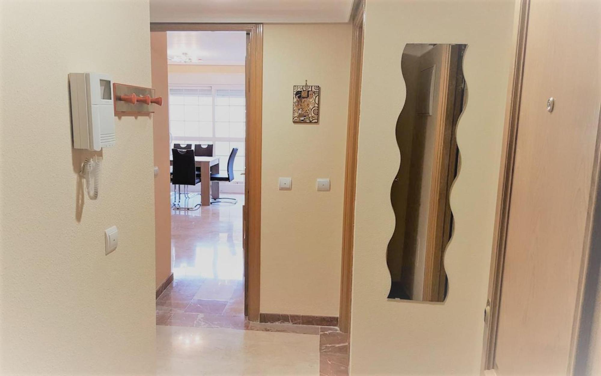 Large With Sea Views & Terrace Apartment *
