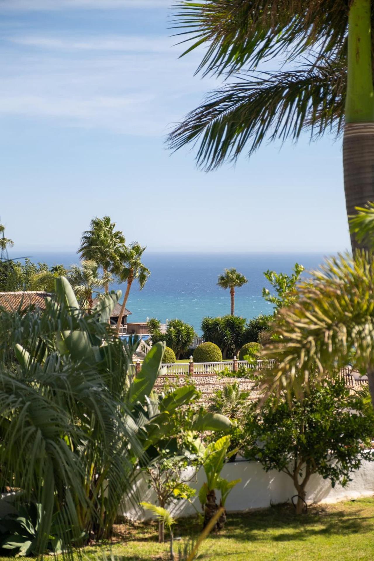 Bed & Breakfast In Eden Palm
