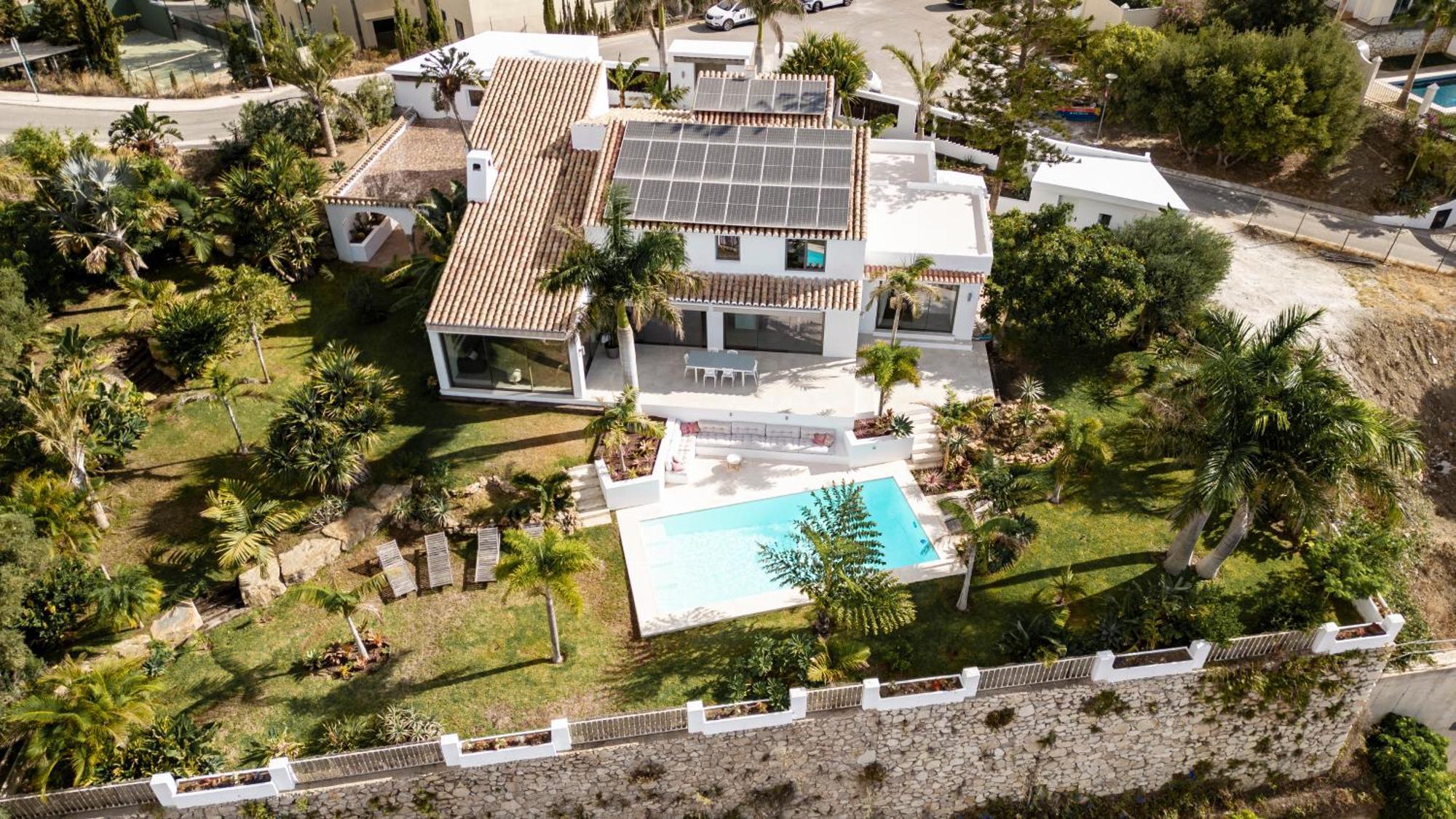 Bed & Breakfast In Eden Palm * Benalmádena