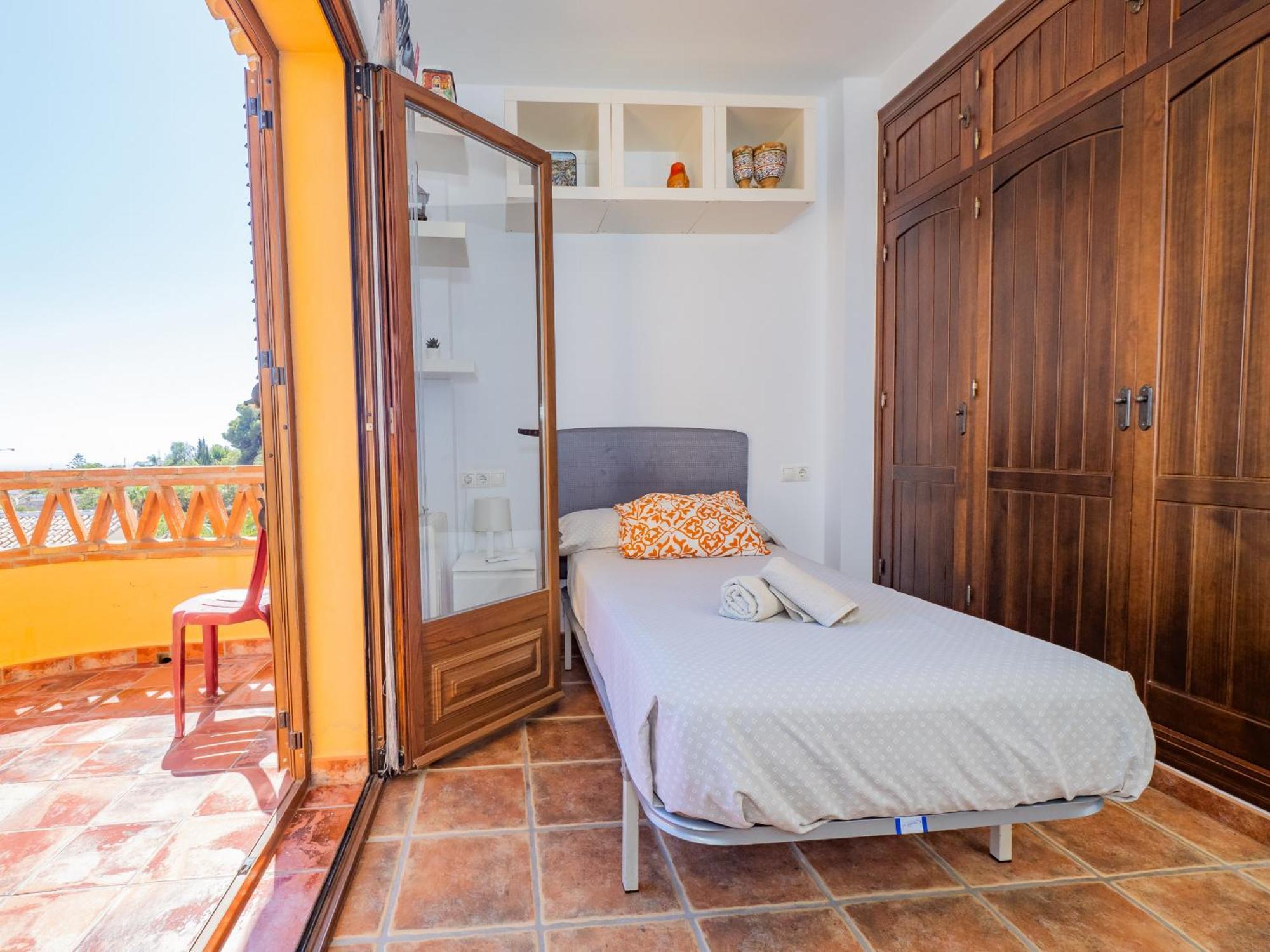 Cubo's La Era House Pueblo Villa *