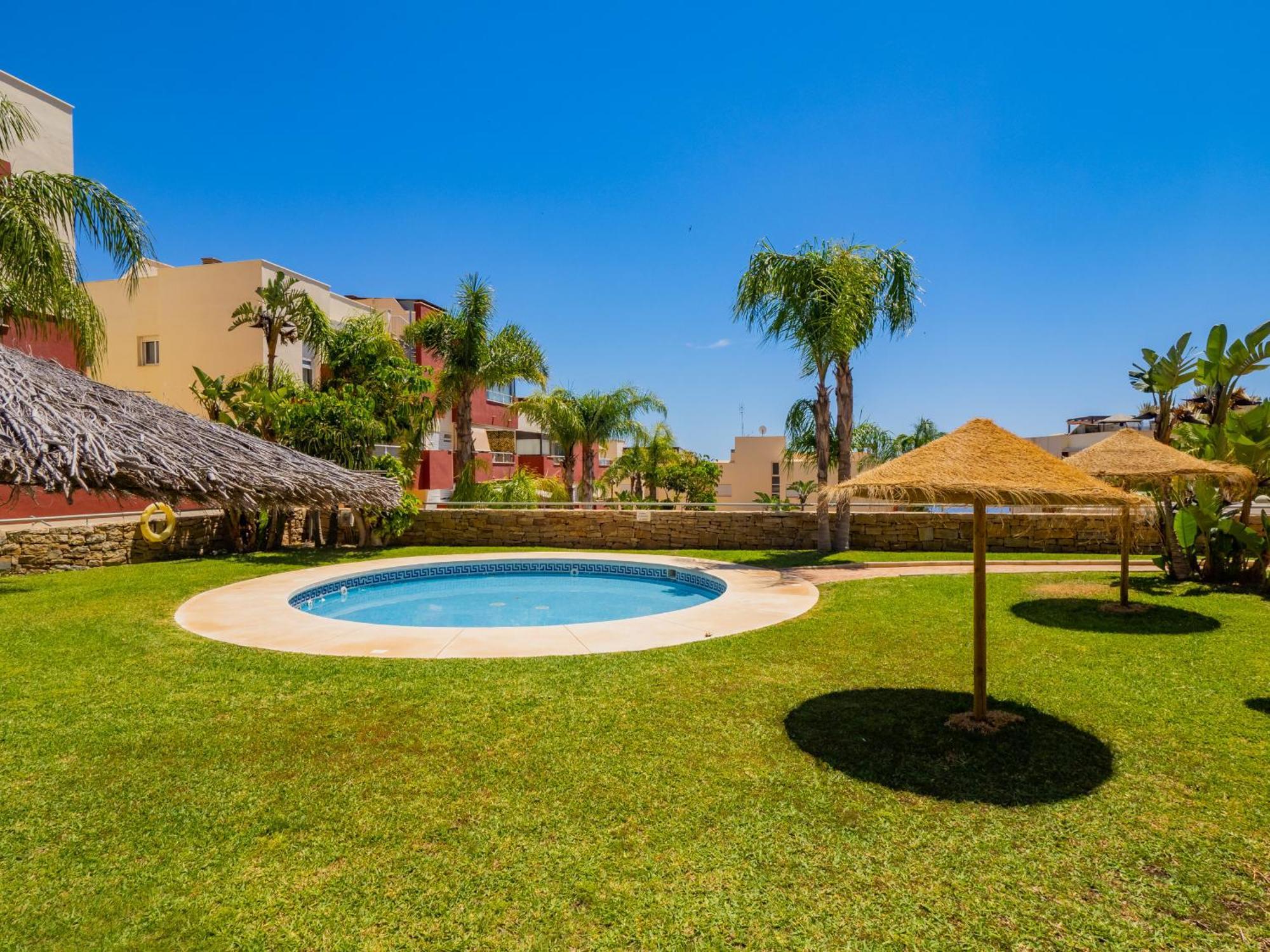 Apartment Cubo's Benalvistas Urban Love & 2 Free Parking Benalmadena