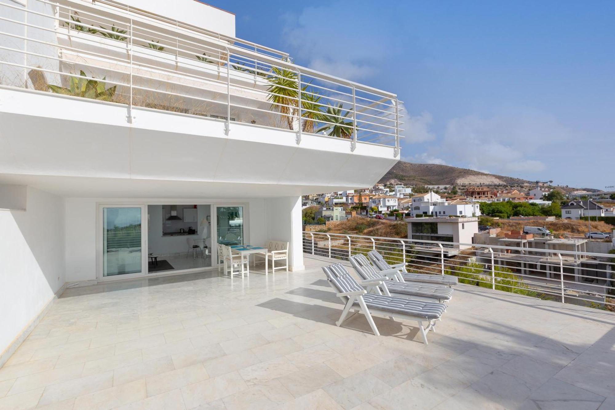Apartment With A Sunny Terrace