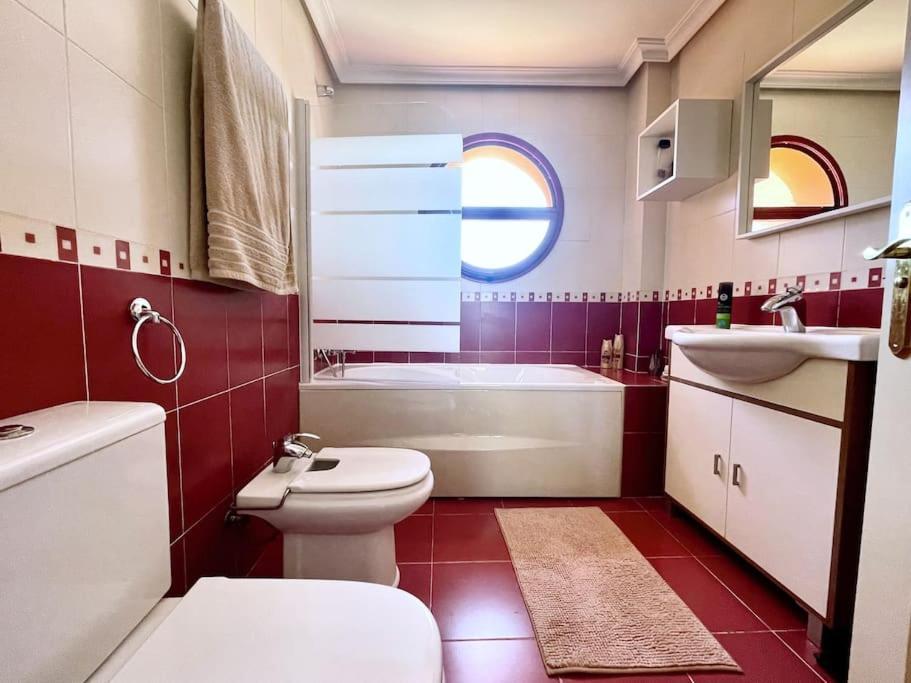 Family In Private Urbanisation With Large Community Pool Benalmadena