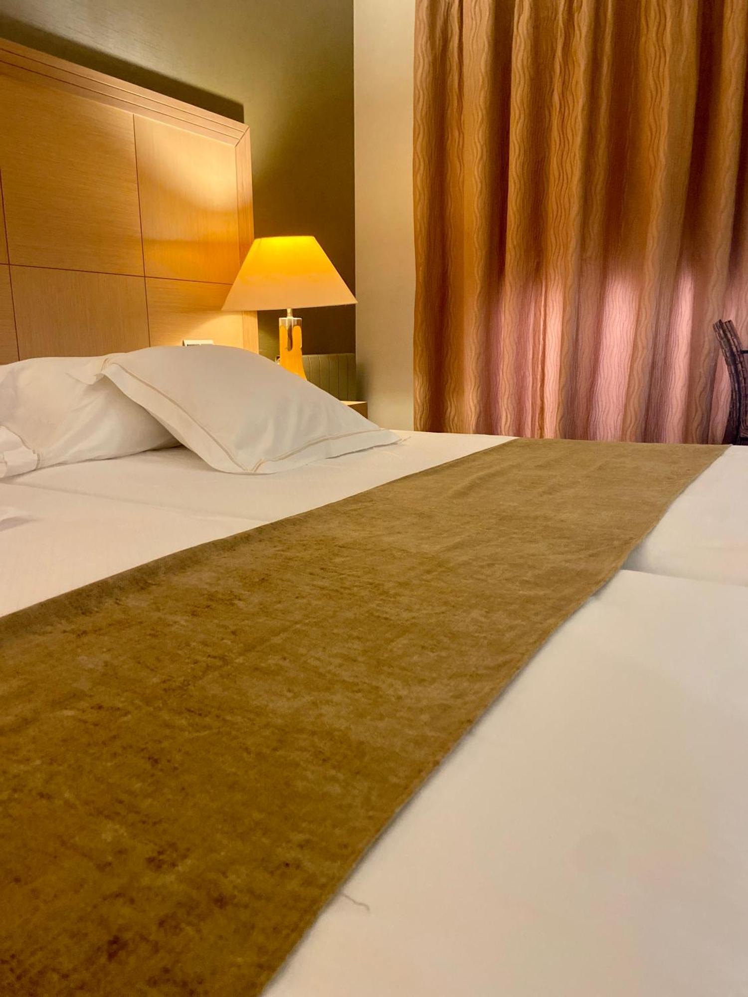 Aparthotel Artplatinum Suites&apartments