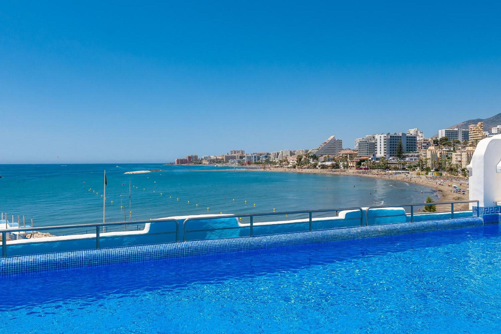 Vb Madeira 1bdr With Rooftop Swimming Pool Apartment