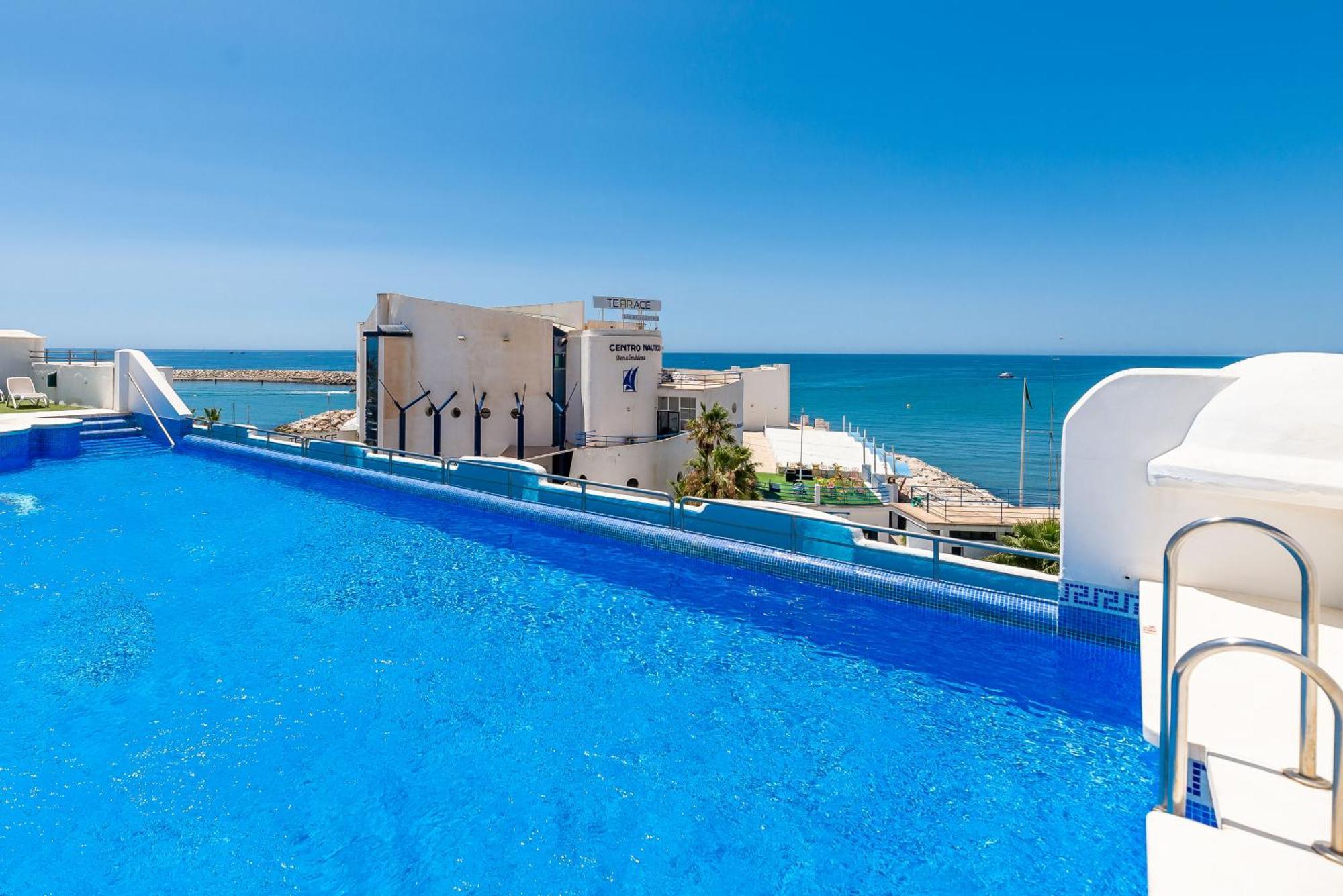 Vb Madeira 1bdr With Rooftop Swimming Pool