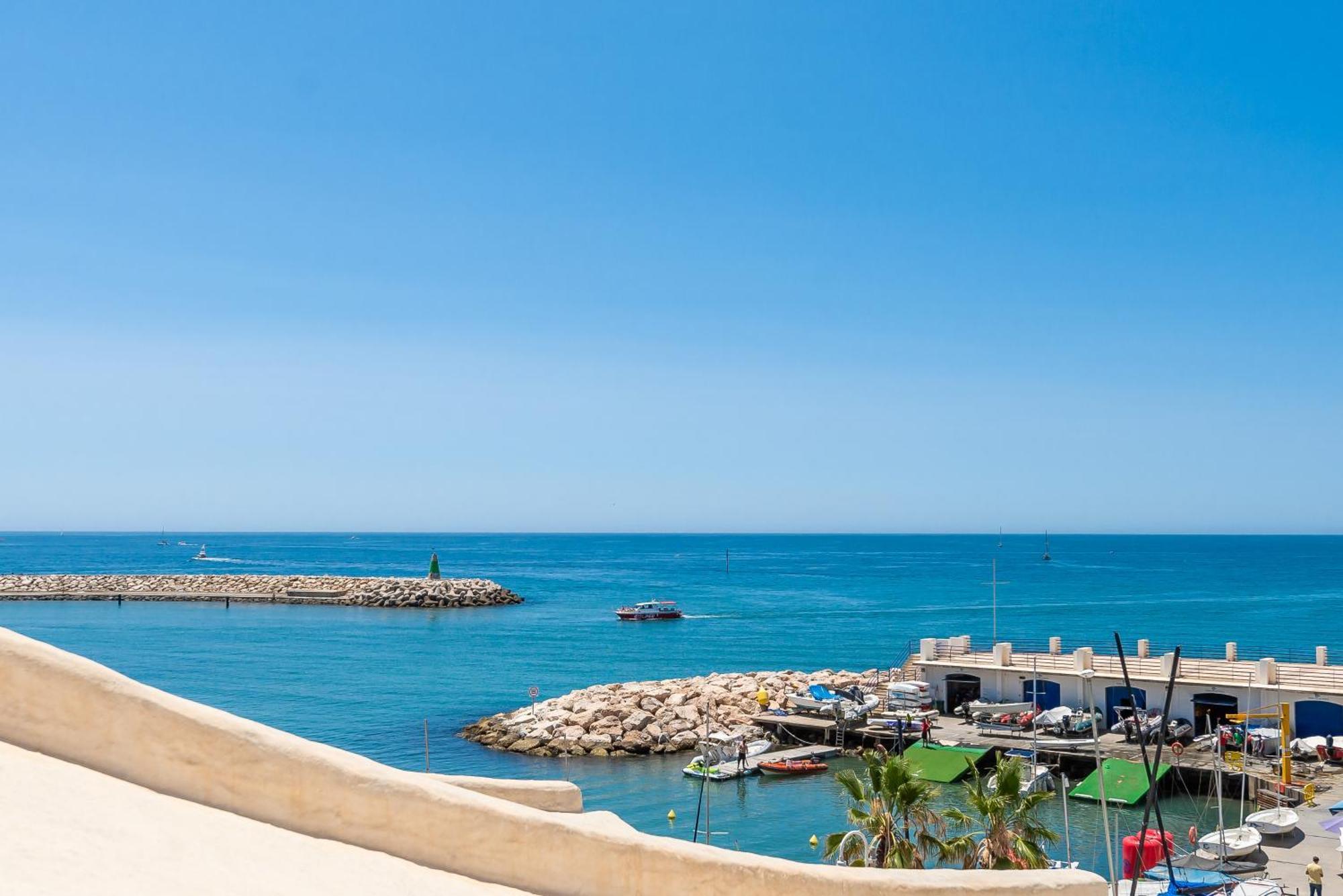 Apartment Vb Madeira 1bdr With Rooftop Swimming Pool Benalmadena
