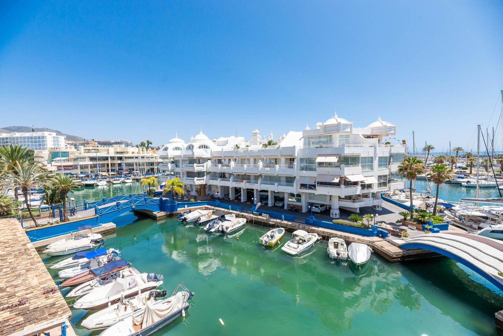 Vb Madeira 1bdr With Rooftop Swimming Pool Apartment Benalmadena
