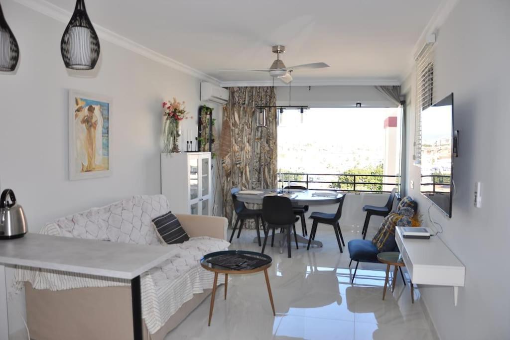 Nuevo Frente Al Mar, Wifi 600 * Benalmádena