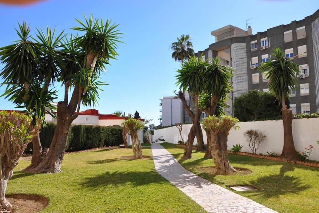 Nuevo Frente Al Mar, Wifi 600 Apartment