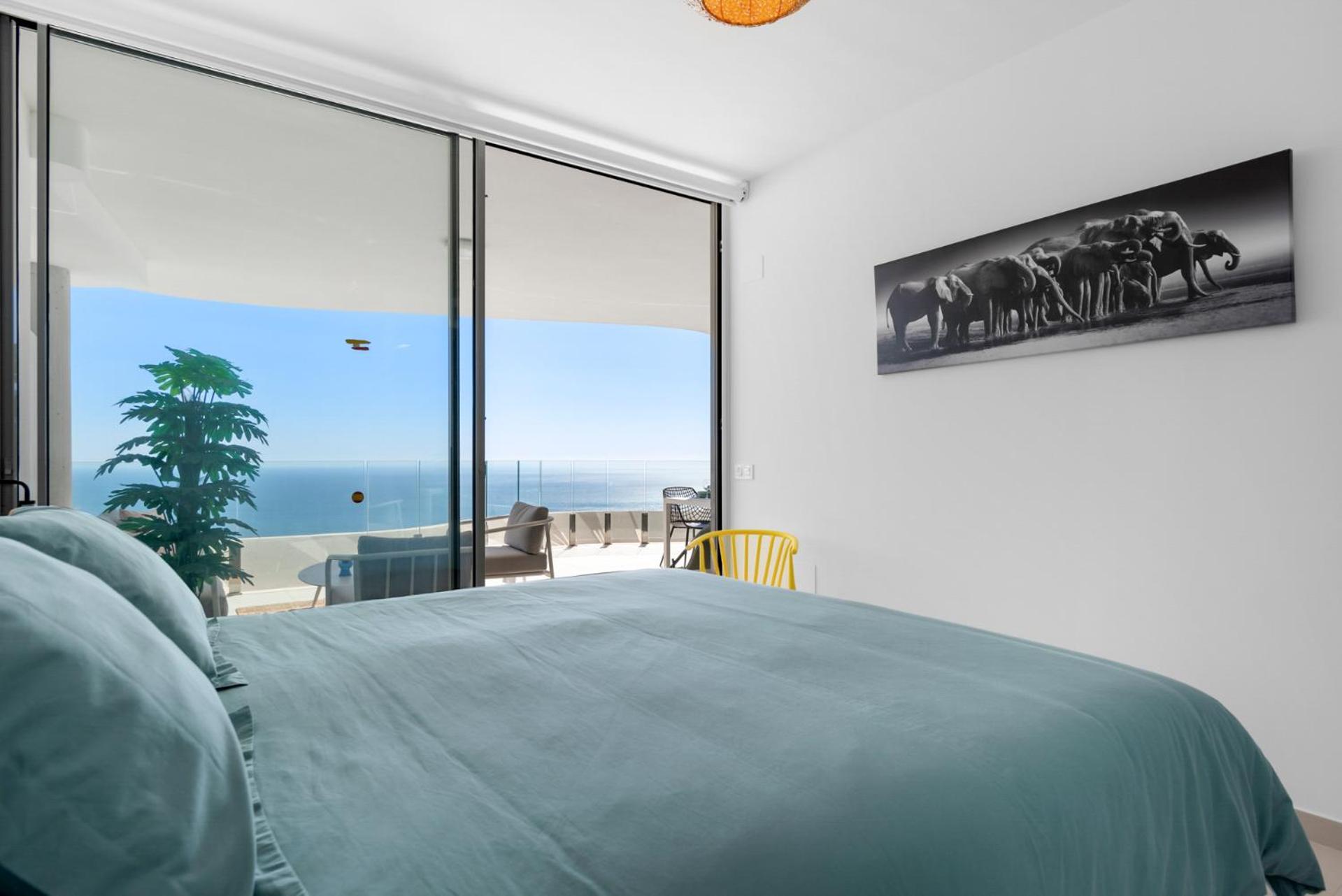 Panoramic Sea View Stupa Hills Apartment *