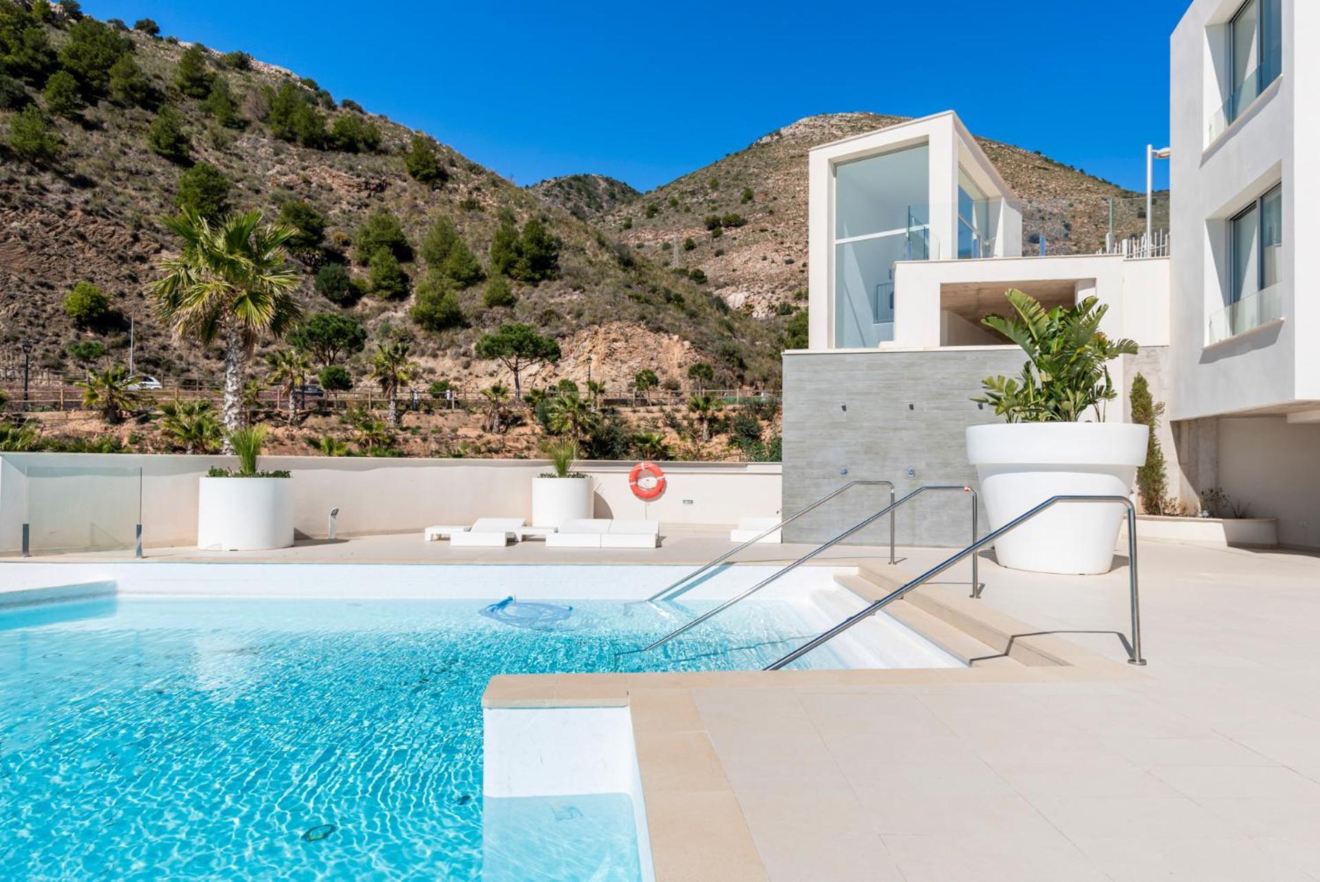 Apartment Panoramic Sea View Stupa Hills