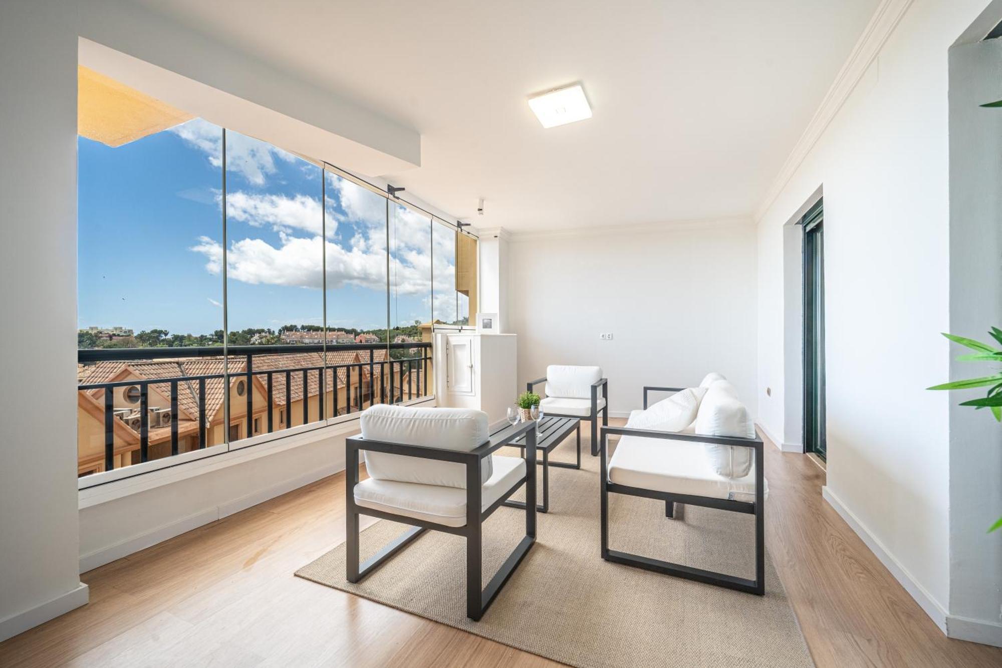 Wonderful Golf & With Front Seaview And Pool Apartamento Benalmádena