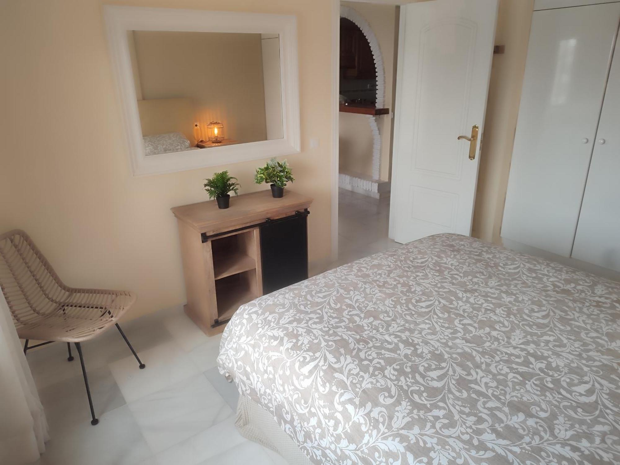 Pueblo Jardin Charming Andalusian Complex *