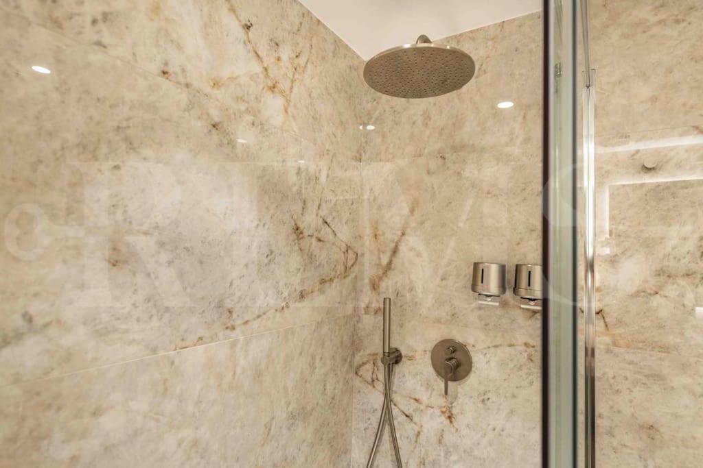 Appartement Seaview Coastal In By Rems Benalmádena