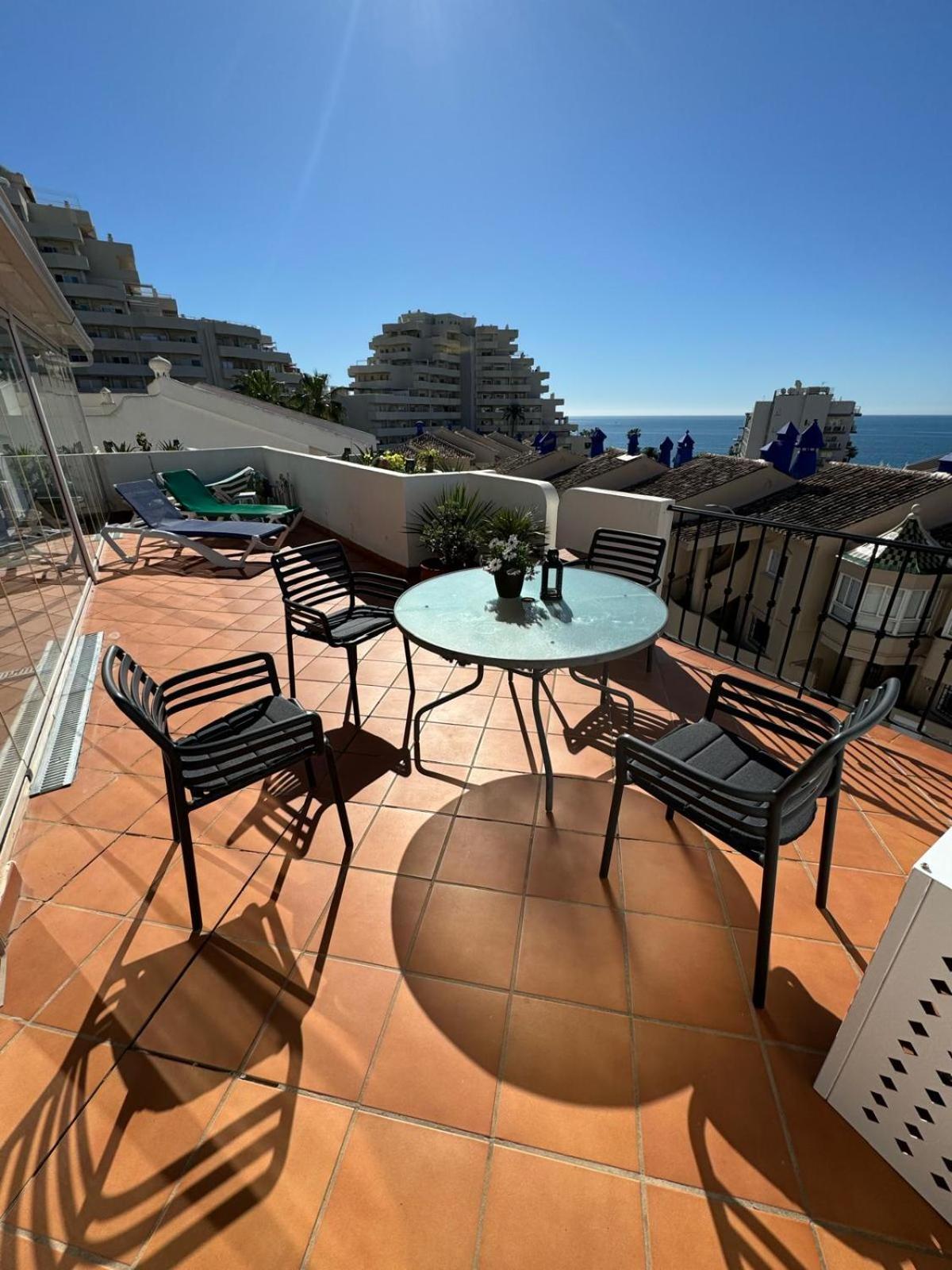2 Bed. Amazing Sea Views Apartamento *