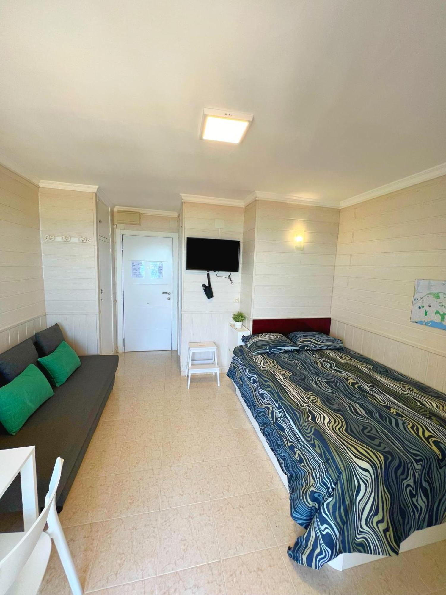 Naciones 1 Appartement *