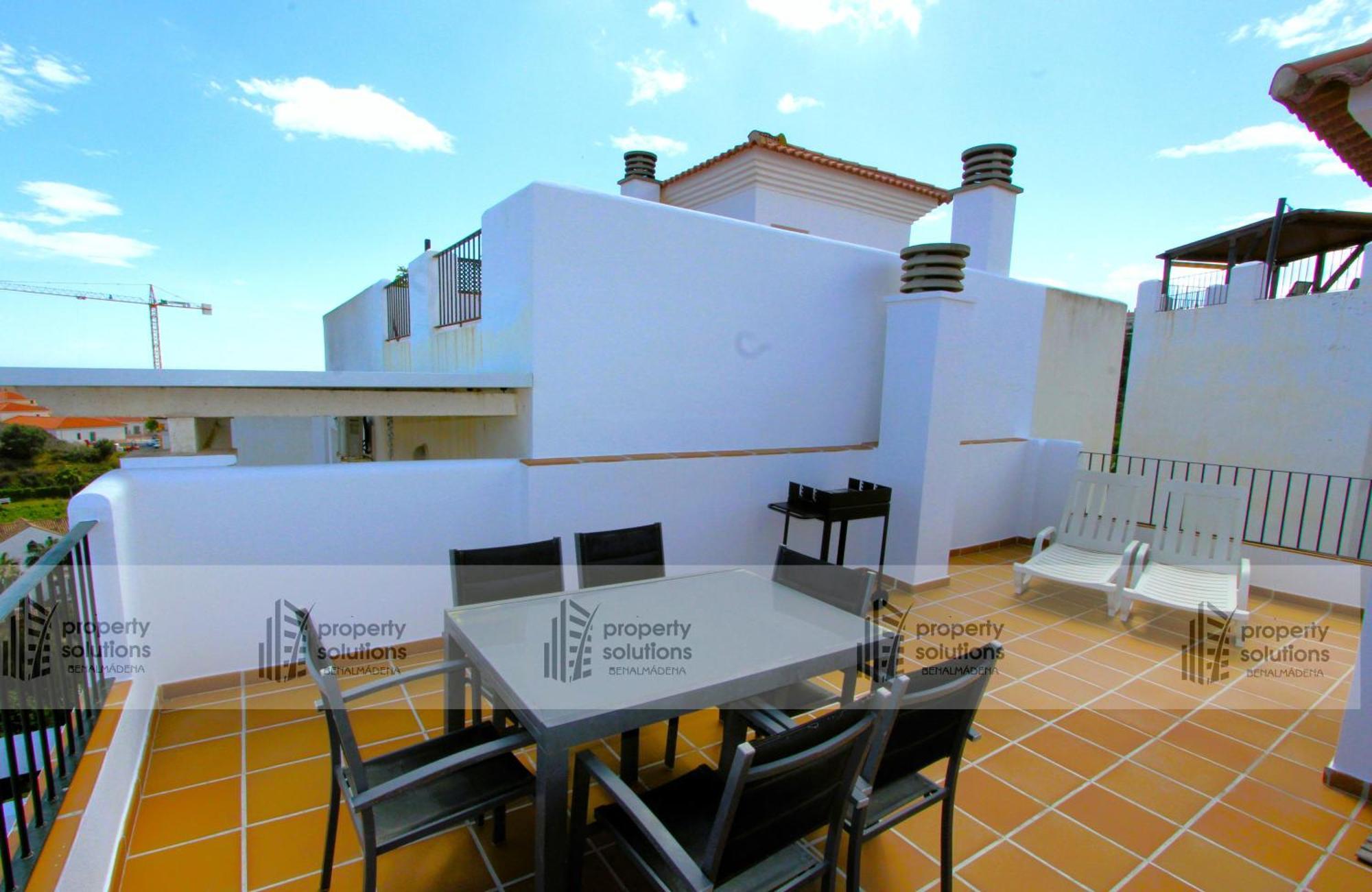 Lomas De Mena: Seaside Penthouse With Pool And Bbq Apartment *