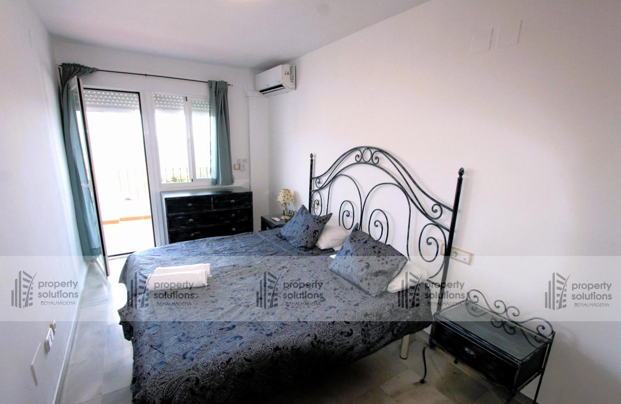 Apartment Lomas De Mena: Seaside Penthouse With Pool And Bbq
