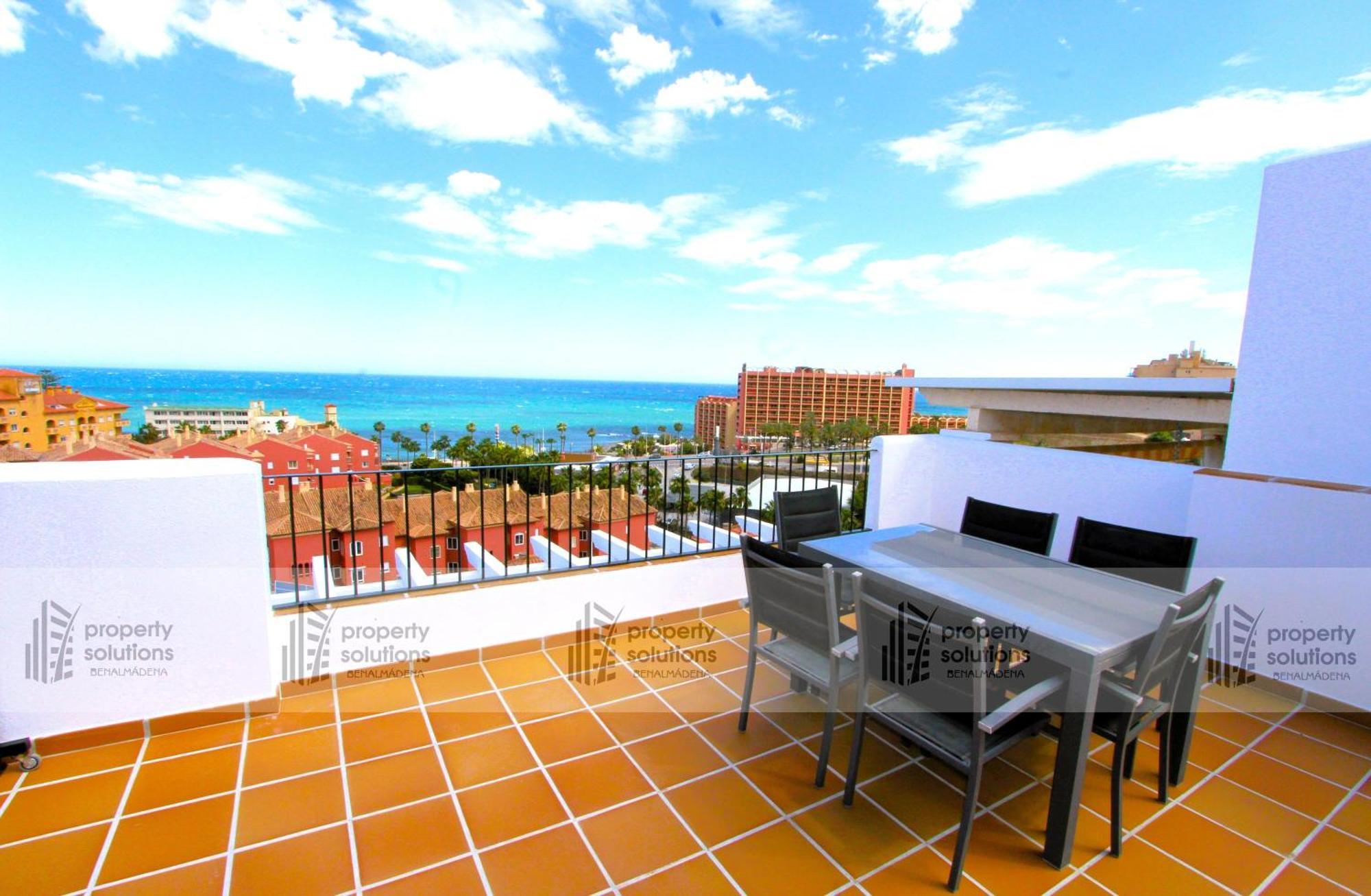 Apartment Lomas De Mena: Seaside Penthouse With Pool And Bbq *
