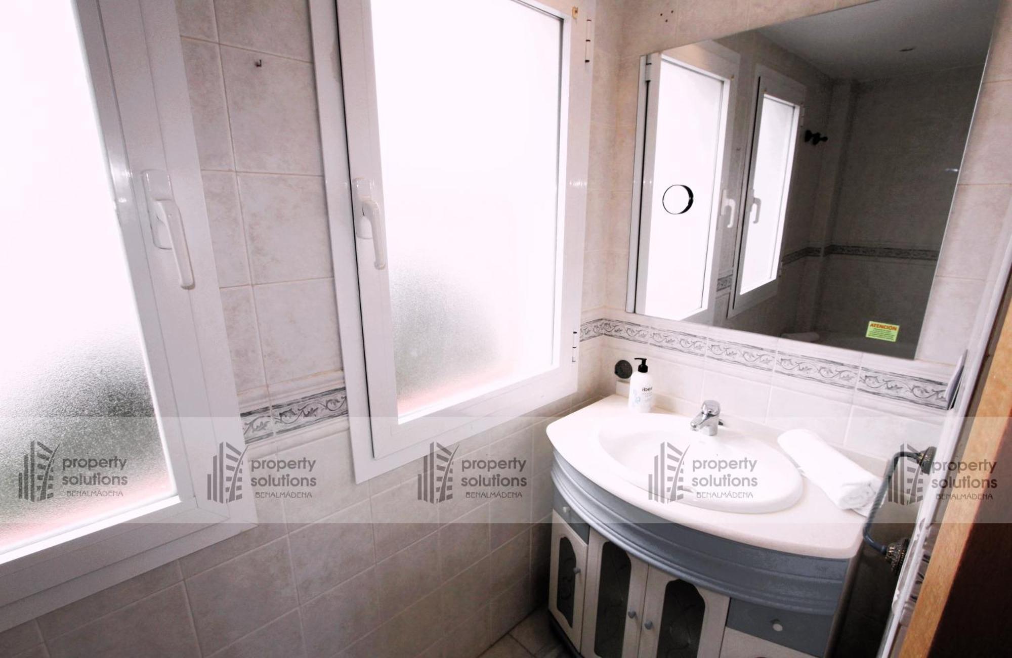 Lomas De Mena: Seaside Penthouse With Pool And Bbq Apartment Benalmadena