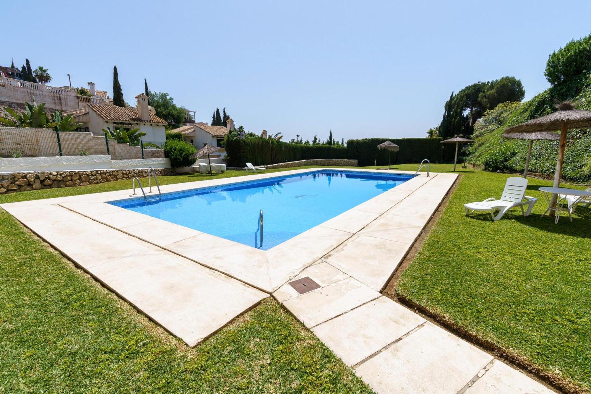 Sunny Tranquility With Pool - Happy Apartment Benalmadena