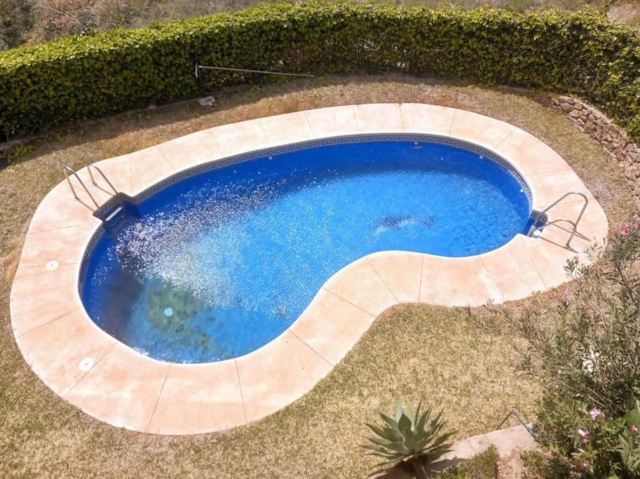 Apartment Ideal Getaway At Playa Carvajal, With Pool