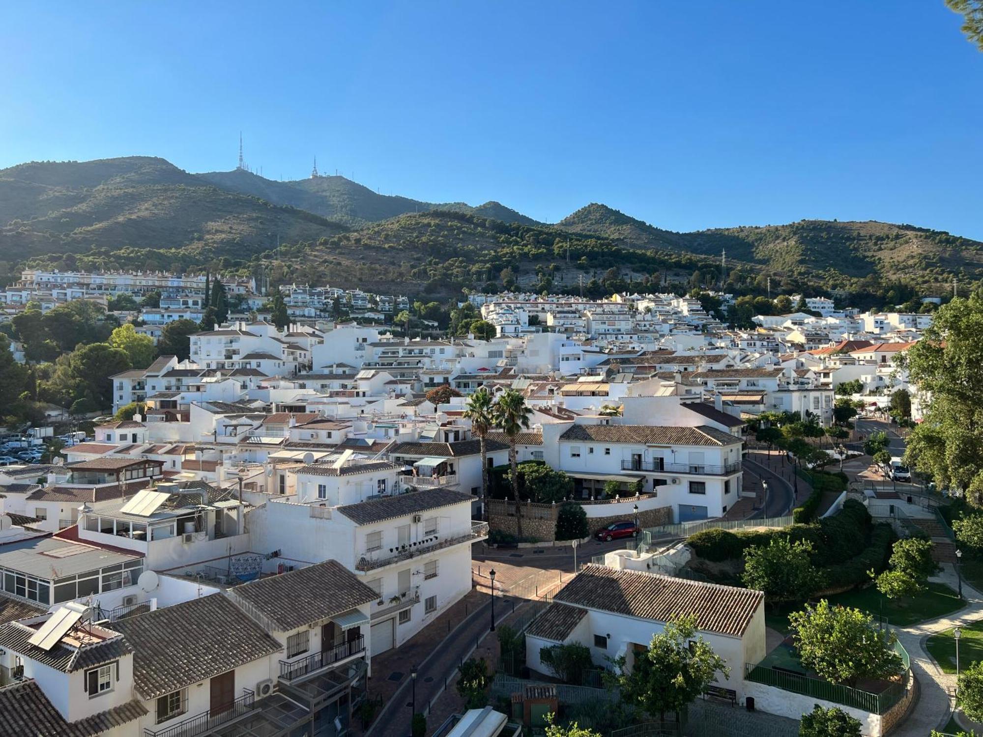 I Am La And * Benalmádena
