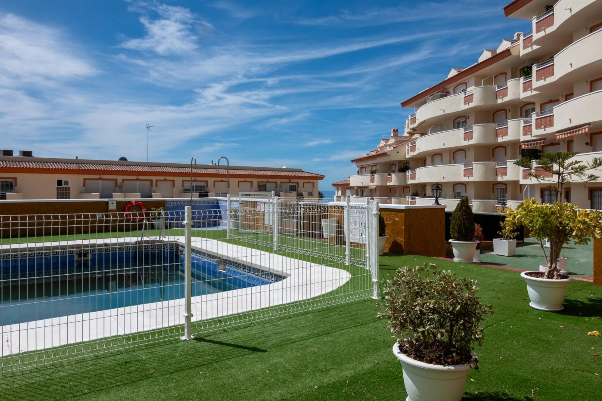 Coloso Con Vistas Al Mar Benalmádena
