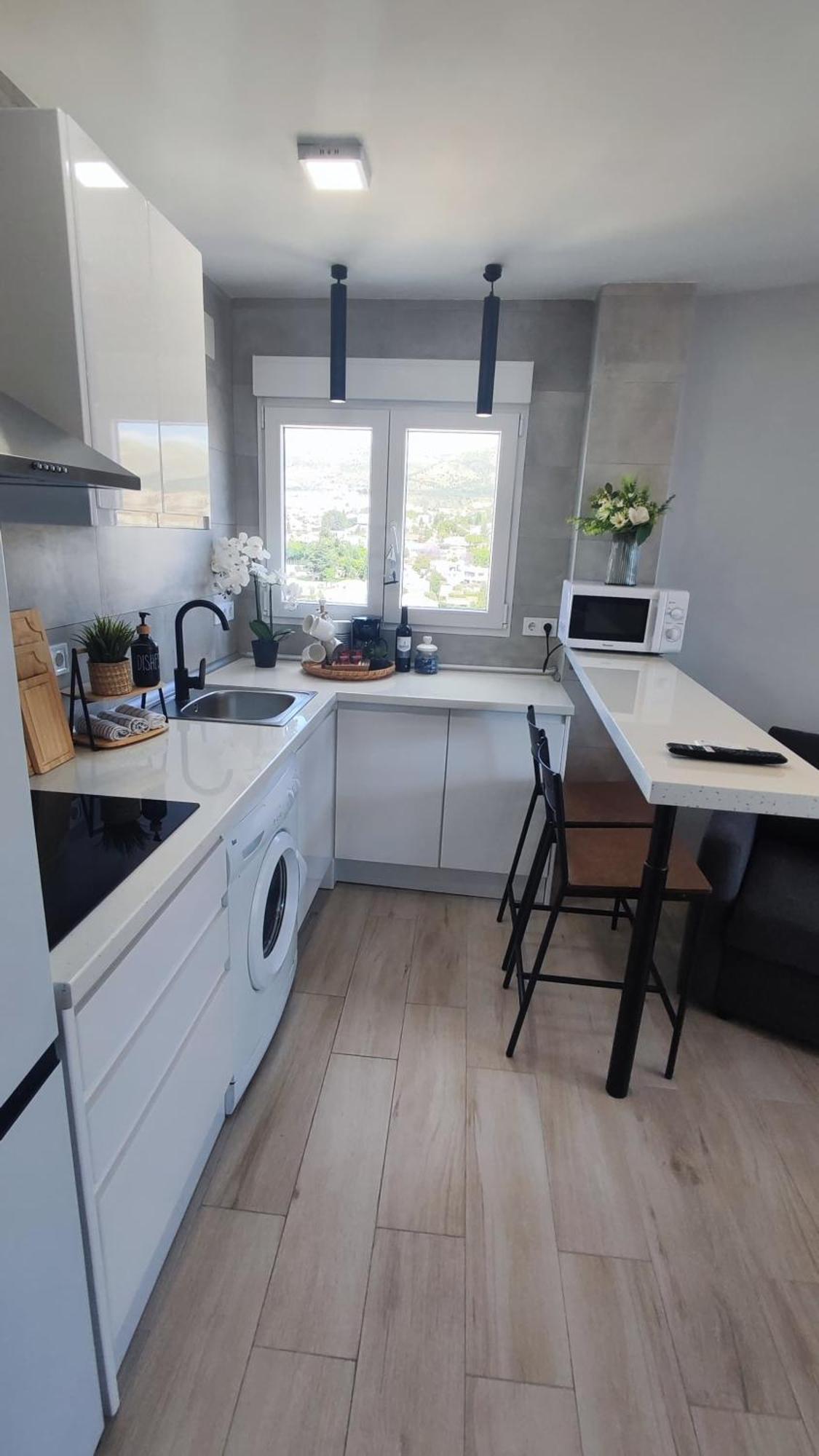 Wonderful On The Beachfront Apartment