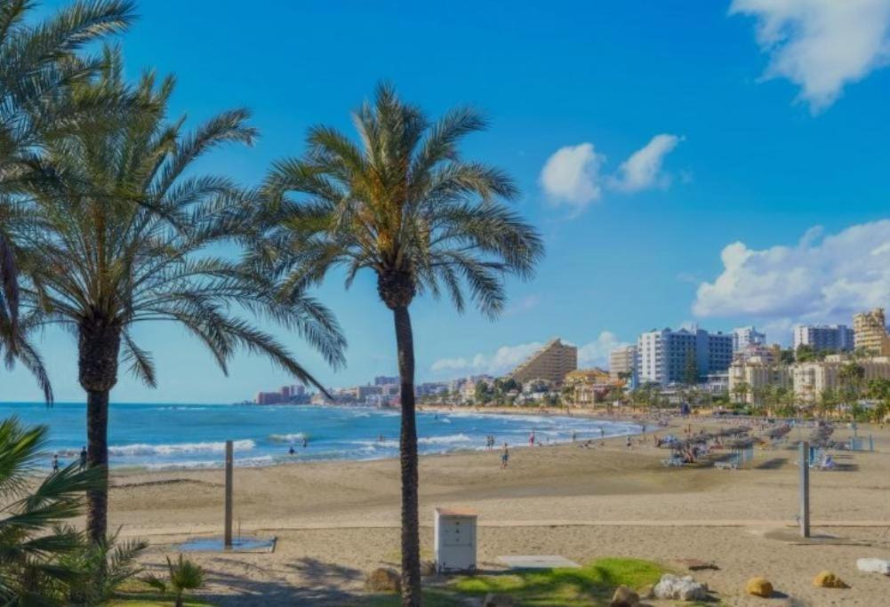 Precioso En La Playa Benalmadena