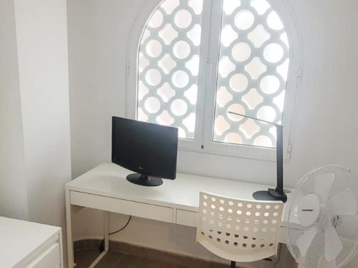 Partial Ocean View 3 Bed - 100 M From The