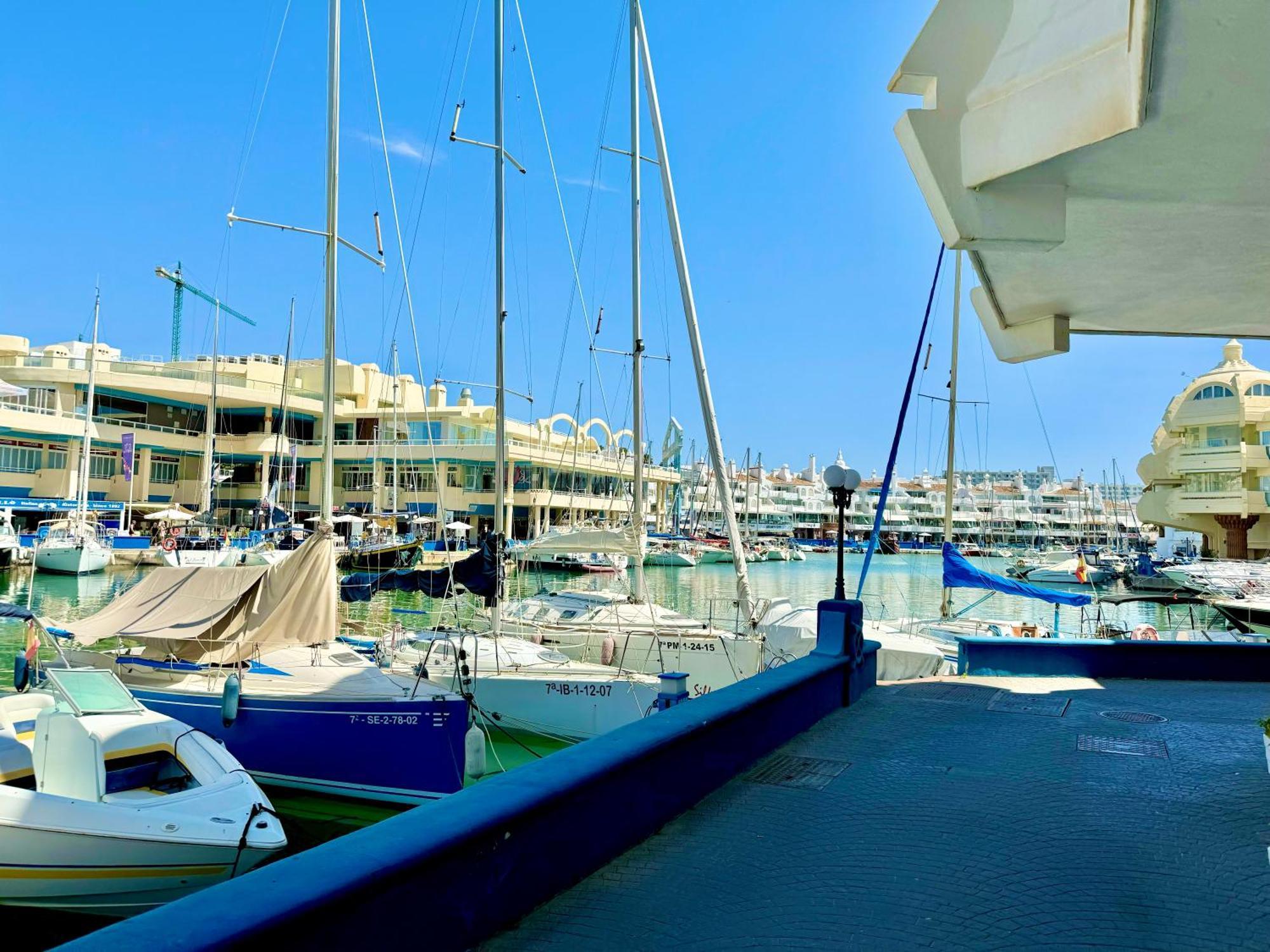 Luxe In De Jachthaven Benalmadena, Provincie Malaga, Costa Del Sol Apartment