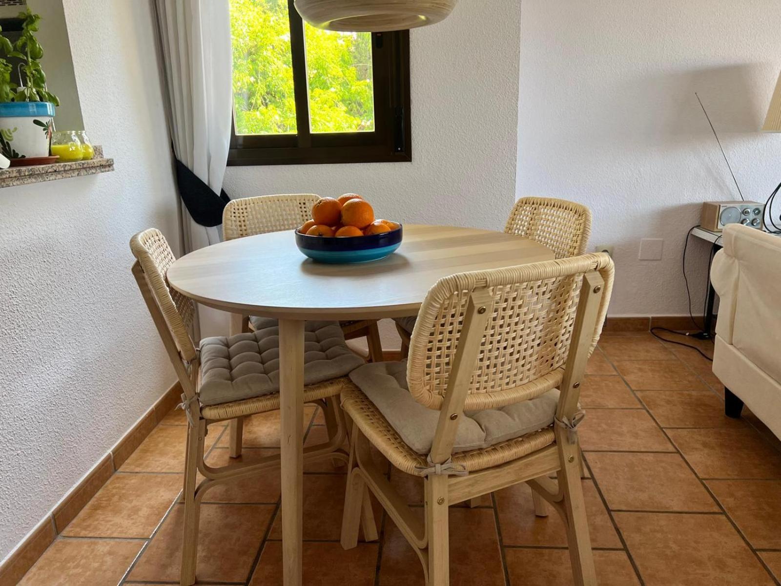 Pueblo Evita. Stunning Sea And Mountain Views, Close To Amneties. Apartment