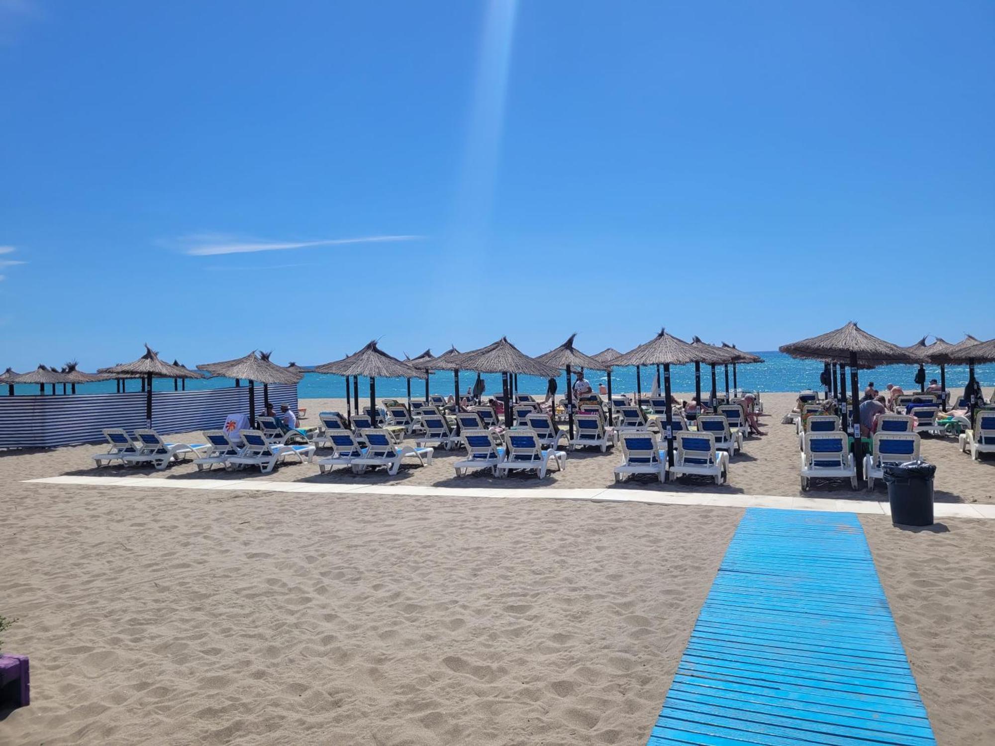 Ideal Getaway At Playa Carvajal, With Pool Apartment Benalmadena