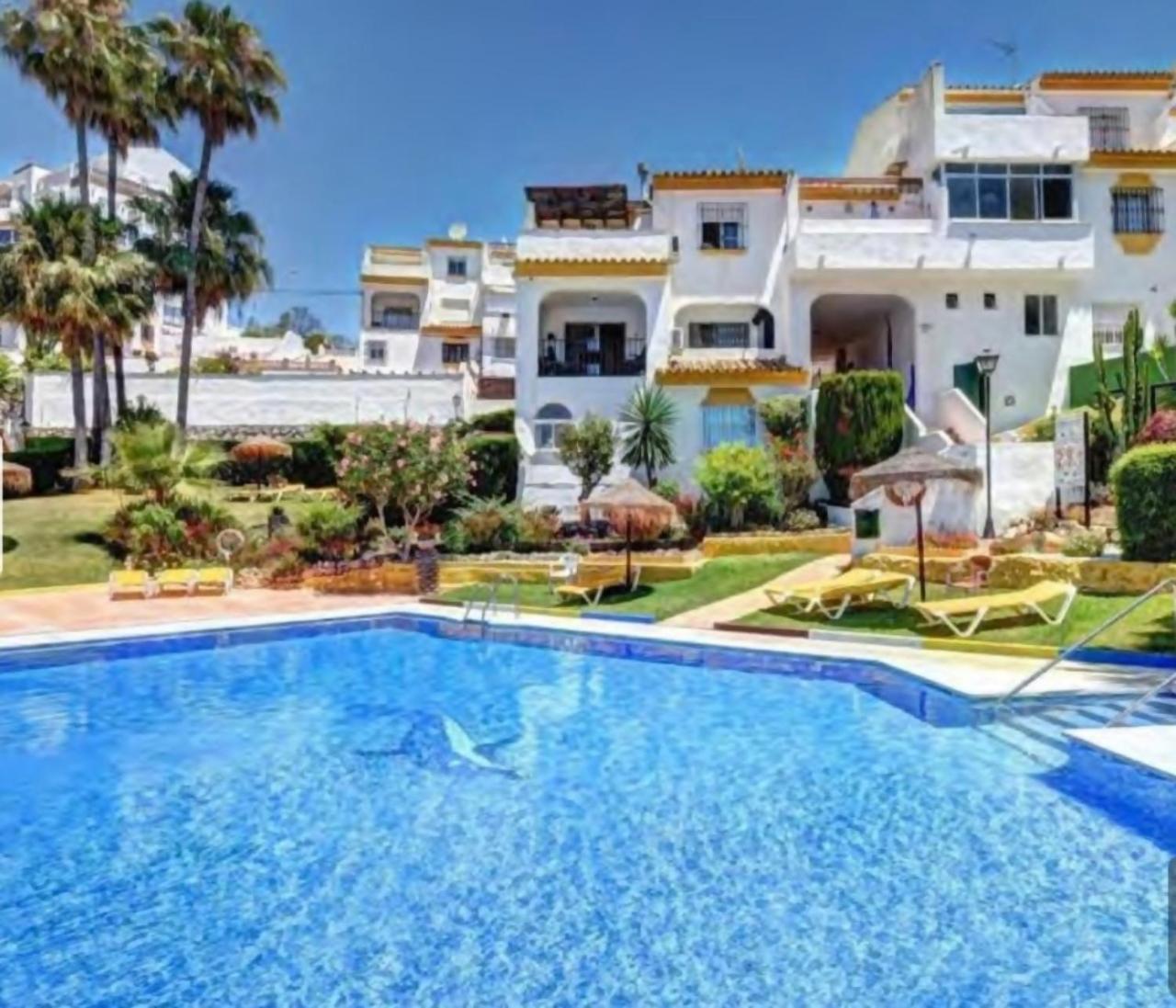 Lomas De Benalmar Piscina Air Parking Andra Benalmádena