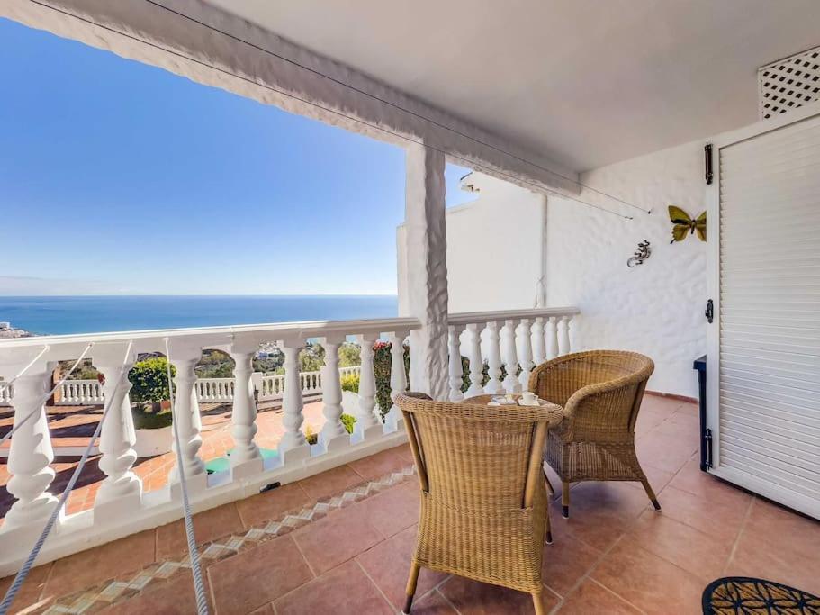 105 - Duplex With Views, Appartement Benalmádena