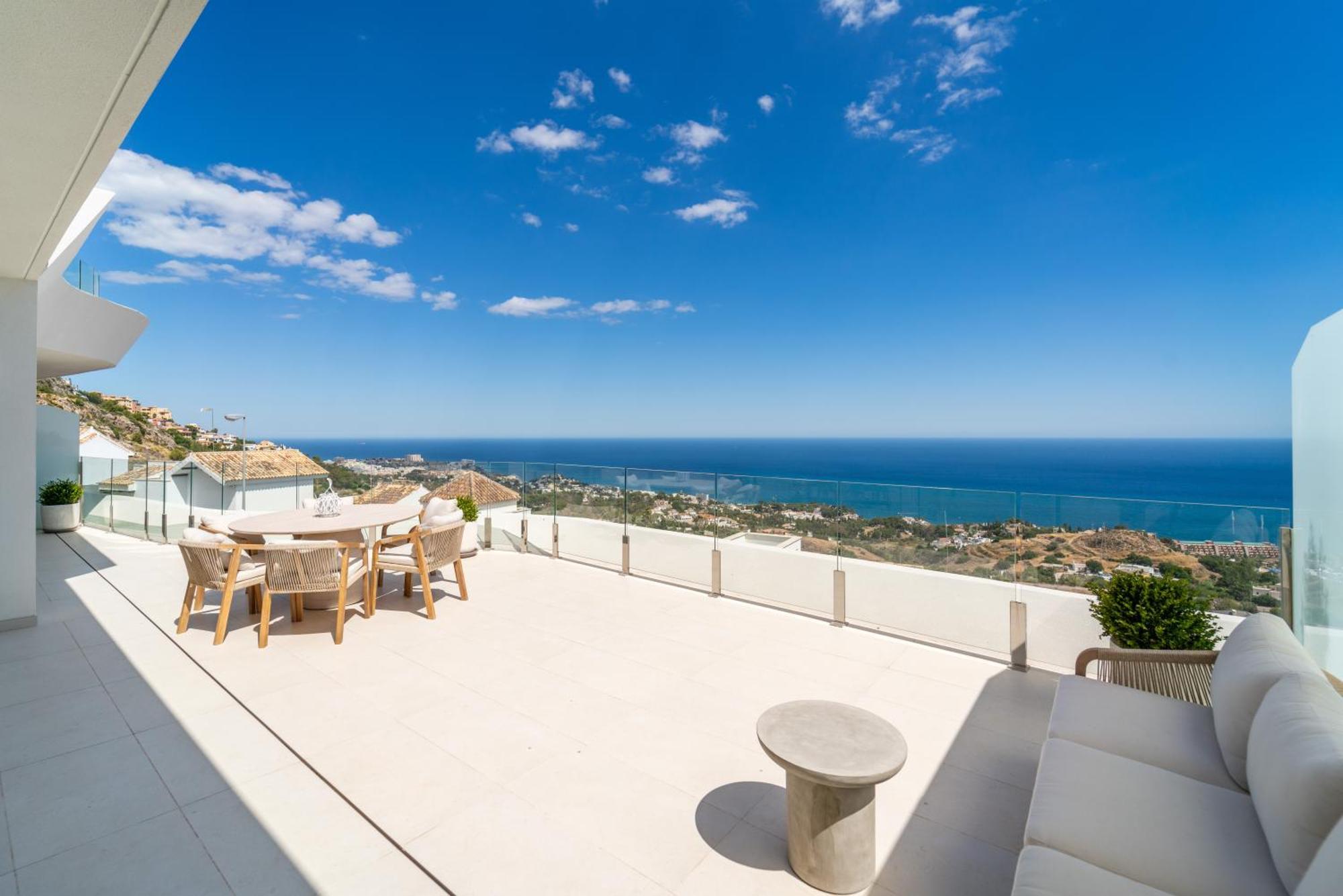 Apartamento Panoramic Sea View 4 Bedroom Stupa Duplex With Jacuzzi *