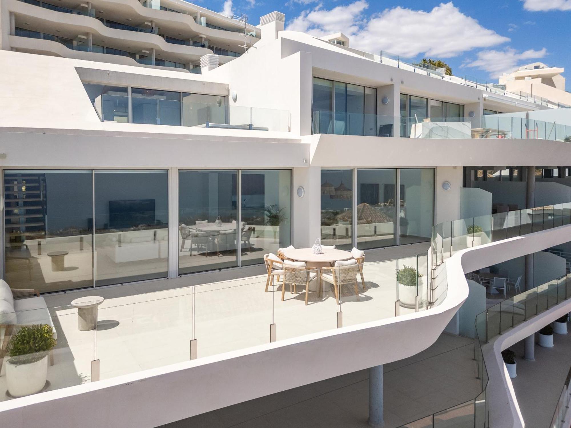 Apartamento Panoramic Sea View 4 Bedroom Stupa Duplex With Jacuzzi
