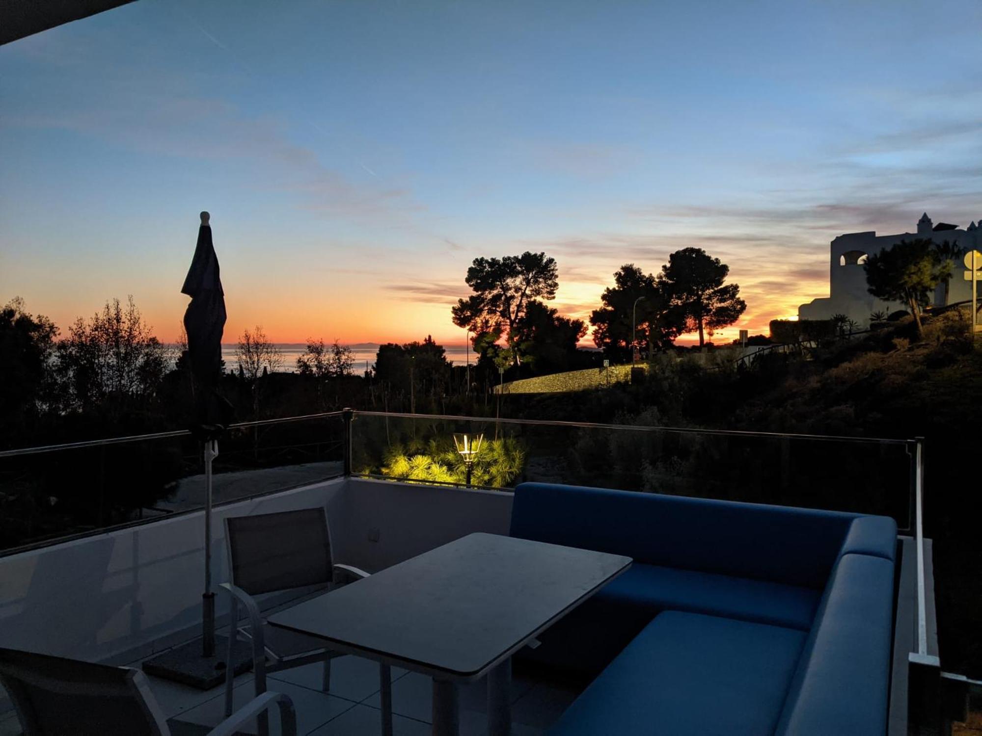 Chic Escape, 5 Modern Villa Benalmadena