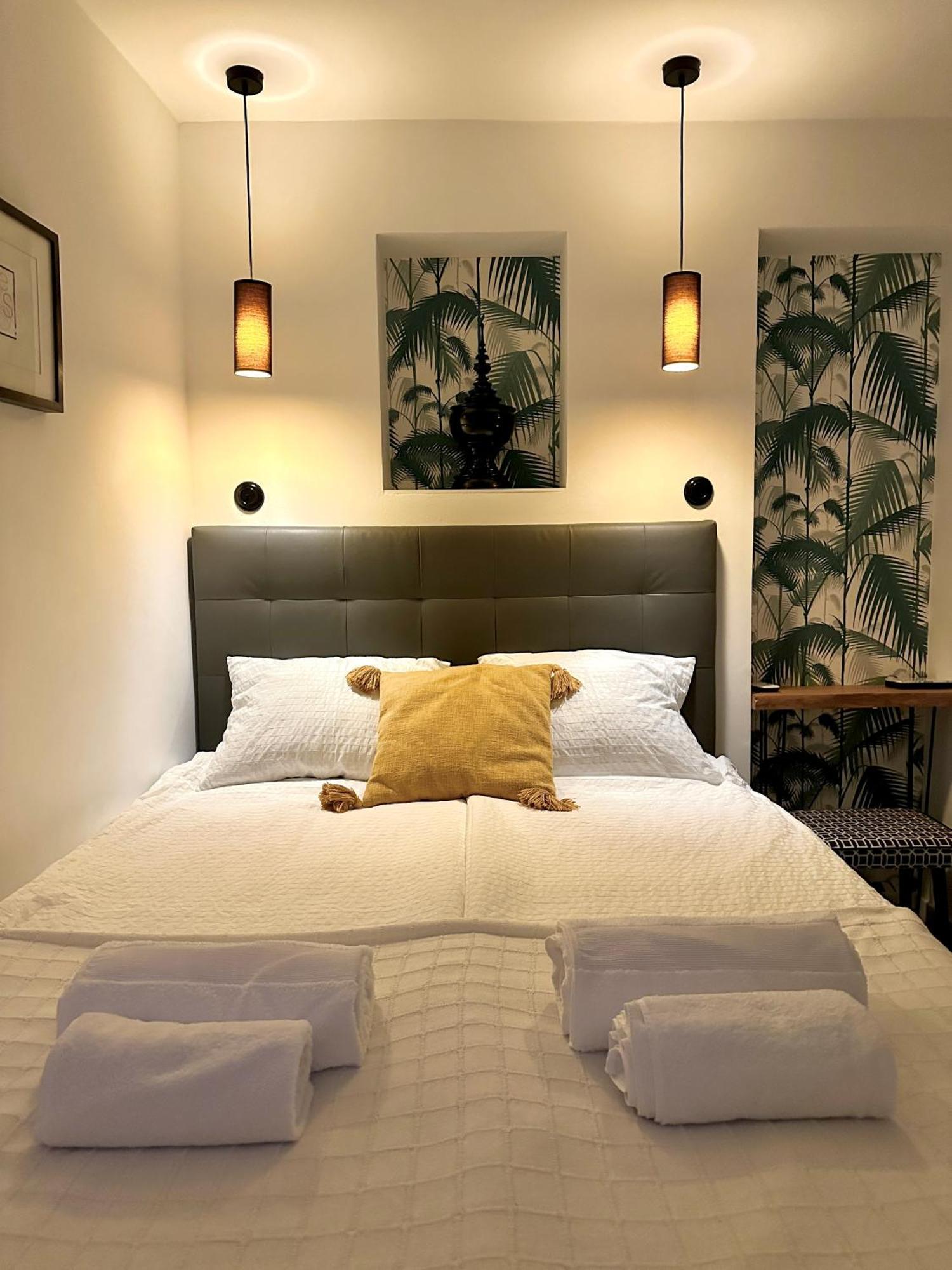 Palm House 10 Apartment