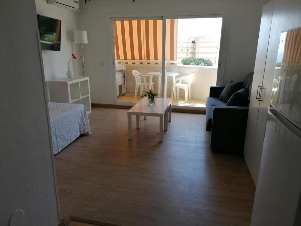Estudio Benalbeach Apartment