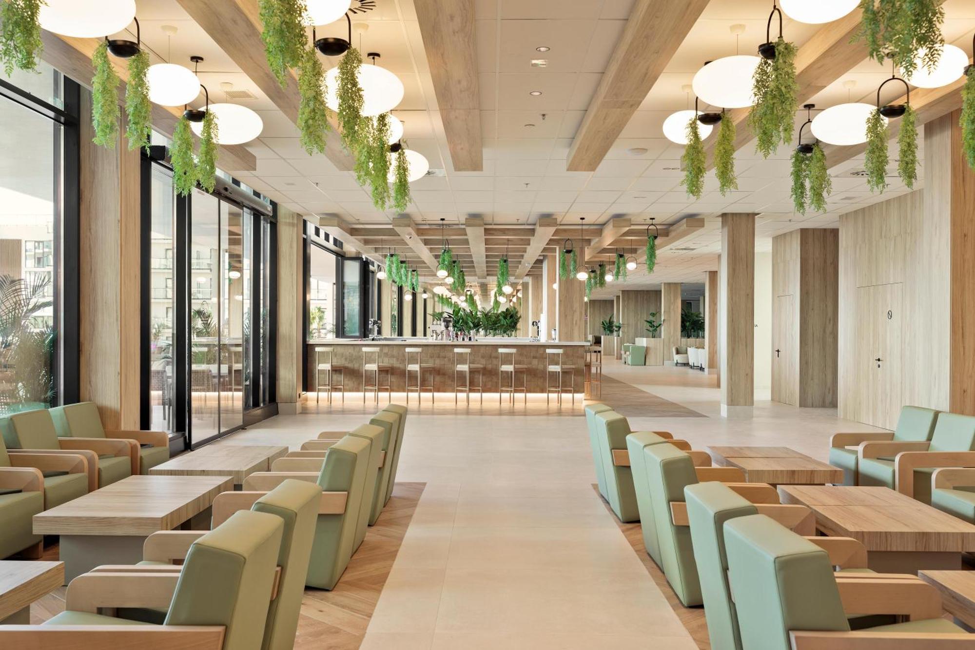 Hotel Triton 4*