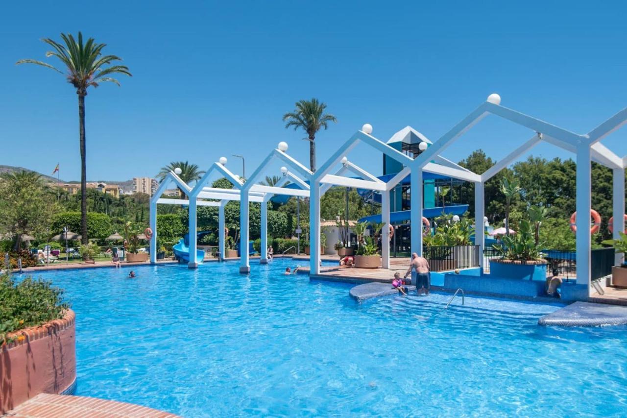 Seafront Benalbeach Apartment *